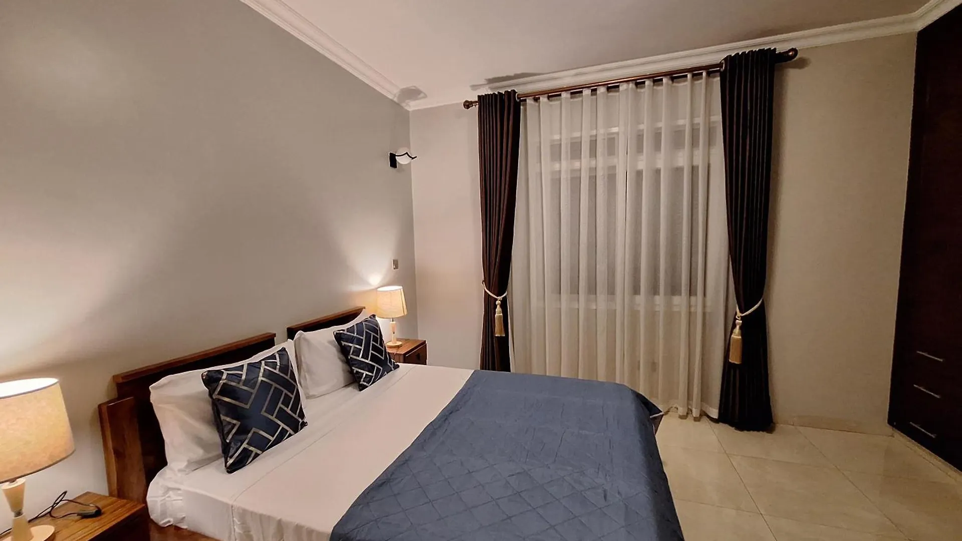 Windsor Family Home Apartments Kampala Homestay