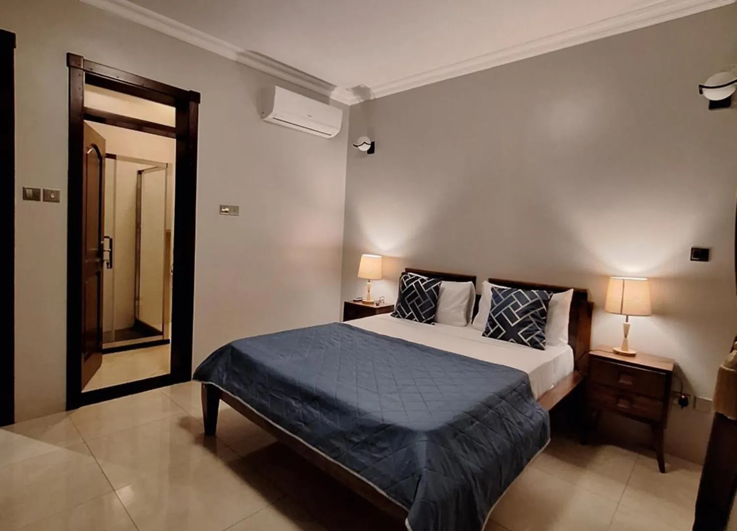 Windsor Family Home Apartments contacts